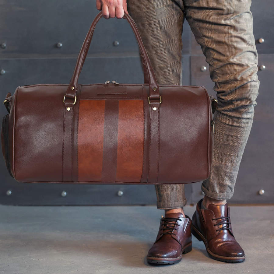 VoyagerX Vegan Leather Duffel with Shoe Compartment - 45 L